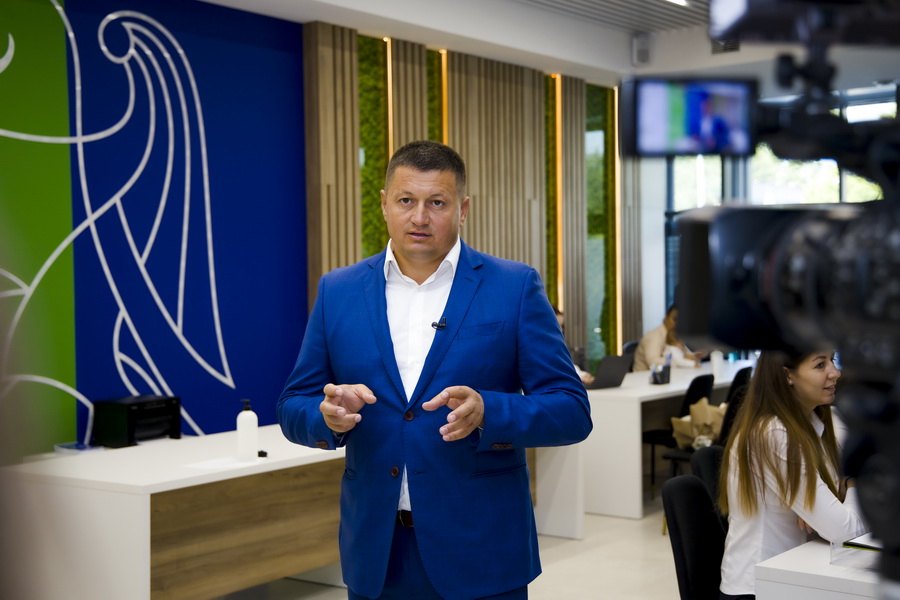 Prin ce diferă Documente.md de alte companii?