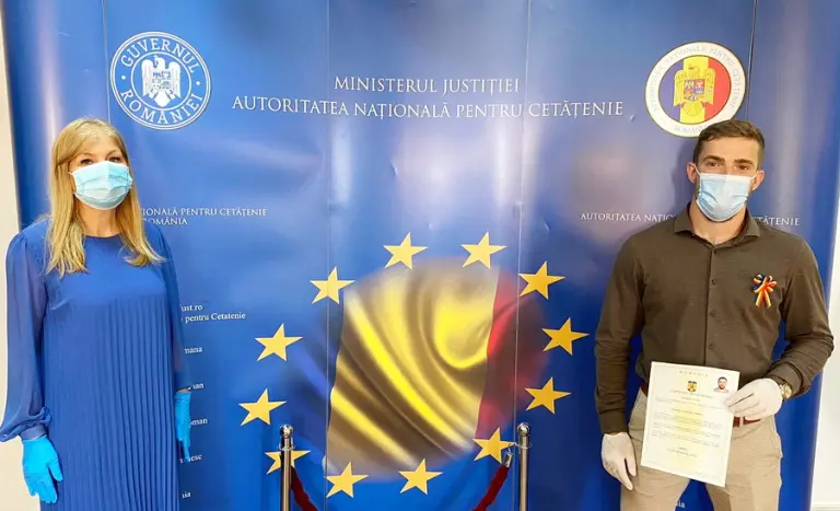 Reguli pentru depunerea documentelor pentru cetățenia română online - Documente.md