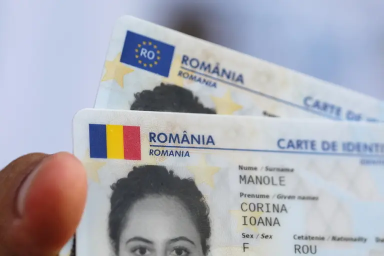 România a emis 5000 de cărți de identitate electronice - Documente.md